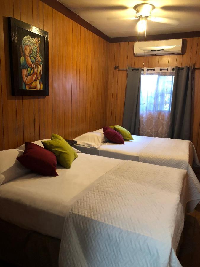 La Zona Hostel San Salvador Exteriör bild